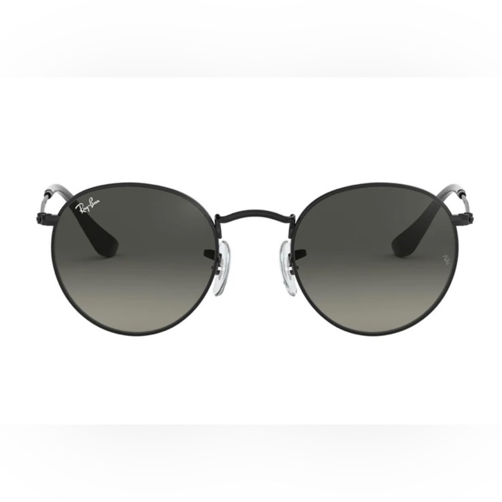 Ray Ban Polarized Round Metal Sunglasses. Black. Excellent condition!